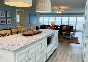 Beach Time - Charming, Family-friendly Oceanfront Cottage with Private Pool and Large Outdoor Sho...