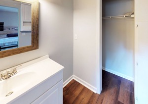 Beautifully appointed 3rd Floor 2BR Condo with great views in Seatrail in Sunset Beach (RC105)