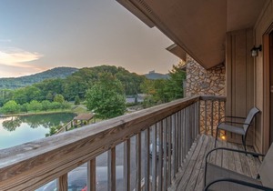Blue Ridge Village (Banner Elk) - 2 Bedroom Loft