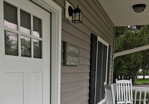 Brand New Smokies Cottage Walking Distance to Downtown Waynesville
