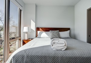 Broadway Loft 320: Downtown Asheville's newest gem, upscale luxury!