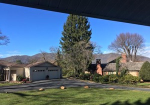 Brookside Cottages