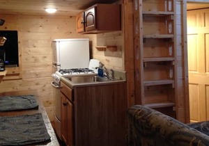 Buck Hill Tiny Home Cabin #3 Mountain & Pond Views