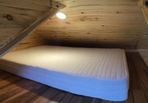 Buck Hill Tiny Home Cabin #2 Mountain & Pond Views