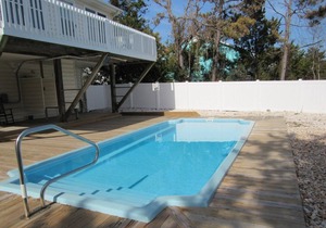 Buckeye's at the Beach - Private Pool, Covered Porch with Rocking Chairs, Steps to Beach!