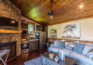 Cabin ∙ 1 bedroom ∙ 2 guests