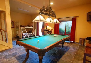 Cabin ∙ 3 bedrooms ∙ 13 guests