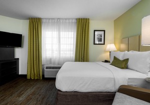 Candlewood Suites Raleigh Crabtree, an IHG Hotel