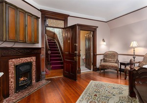 Cedar Crest Inn