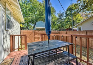 Charming Charlotte Abode w/Deck & Fire Pit!