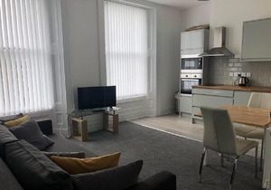 City centre park lane apartment