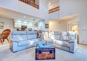 Club Villas 220-C