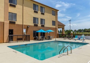 Comfort Inn Garner Clayton I-40