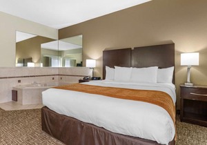 Comfort Inn & Suites Lake Norman