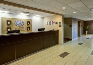 Comfort Suites Airport