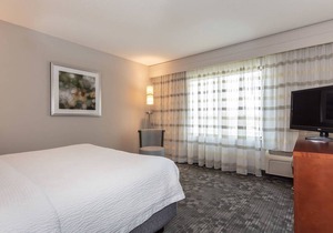 Courtyard by Marriott Charlotte Lake Norman