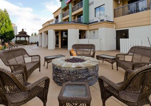 Courtyard by Marriott Charlotte Lake Norman