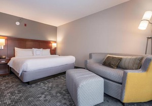Courtyard by Marriott Charlotte Lake Norman
