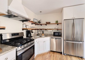 Craftsman near Downtown & Duke- Fabulous Location!