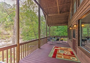 Creekside Weaverville Home - 16 Miles to Asheville