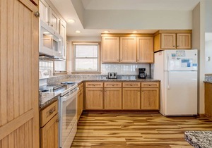 Dancing Dolphin | 240 ft from the beach | Private Pool, Hot Tub, Dog Friendly | Duck