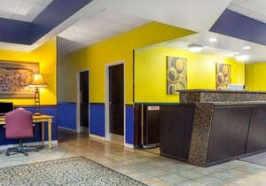 Days Inn by Wyndham Washington Washington