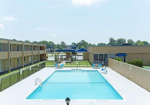 Days Inn by Wyndham Washington Washington