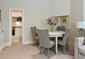 Delightful Studio Flat w/ Garden Access, Holland Park