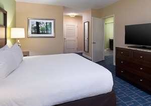 DoubleTree Suites by Hilton Charlotte/SouthPark
