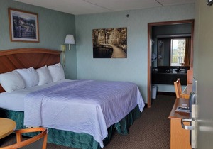 Downtown Inn #2- King room