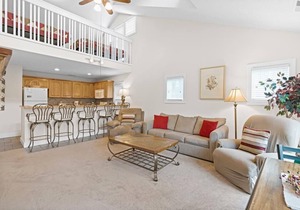Echota Woods 131 -Mountain Condo, Gated Resort, Indoor/Outdoor Pools and Hot Tub, Fitness Area, F.