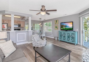 Fantastic condo fully furnished and beautiful overlooking the Magnolia course