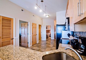 FFR318 Penthouse Retreat by First Flight Rentals