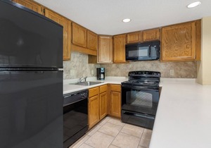 FLASH SALE! Nice 2 Bedroom Near Sapphire Valley Ski Area w/Resort Indoor Pool, WiFi & More