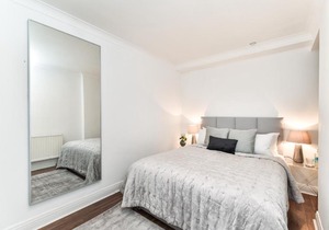 Gloucester Road Apartment
