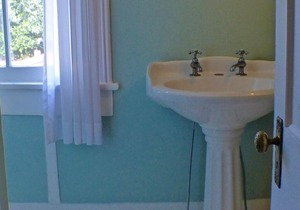 Hale Room at Magnolia Inn 2nd Floor