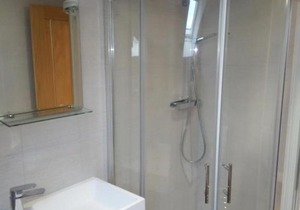 Helena Professional Studio Apartment in Reading