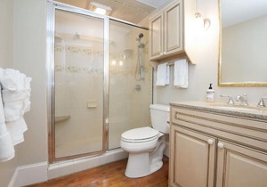 Historical Loft - Center City - Private Balcony