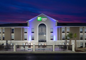 Holiday Inn Express Hotel & Suites Morehead Cty