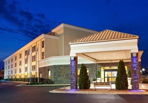 Holiday Inn Express Greensboro-I-40 at Wendover, an Ihg Hotel