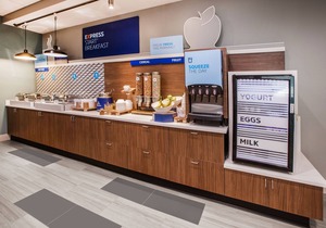 Holiday Inn Express Williamston, an IHG Hotel