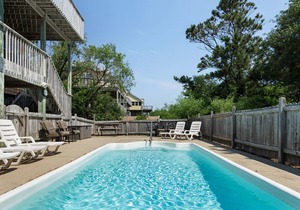 It's Always Sunny In Corolla: Oceanside with a private pool, hot tub, game room
