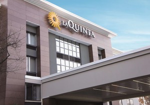 La Quinta Inn & Suites by Wyndham Raleigh Downtown North