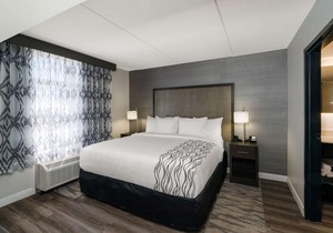 La Quinta Inn & Suites Raleigh Downtown North