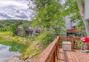 Large, contemporary condo w/ open living area, pond views & close to tennis!