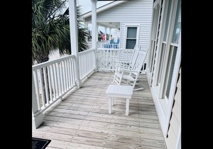 Le Tournesol - Beautiful Ocean & Waterway Views from Large Front Windows!