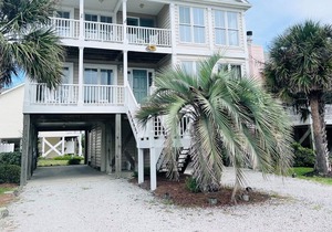 Le Tournesol - Beautiful Ocean & Waterway Views from Large Front Windows!