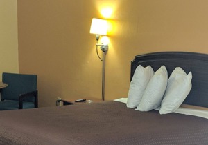 Loyalty Inn Rockingham