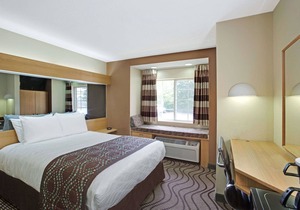 Microtel Inn by Wyndham Charlotte/University Place