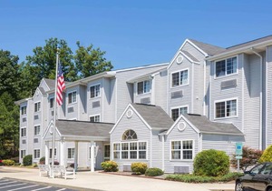 Microtel Inn & Suites by Wyndham Hillsborough